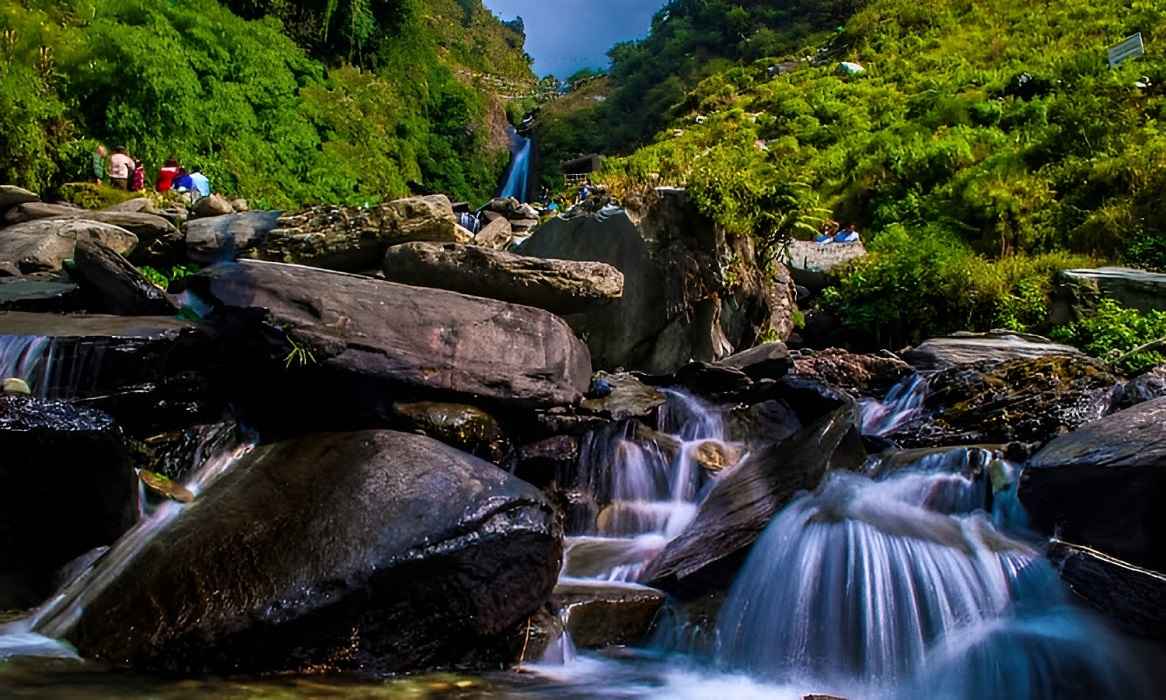 Bhagsu Falls